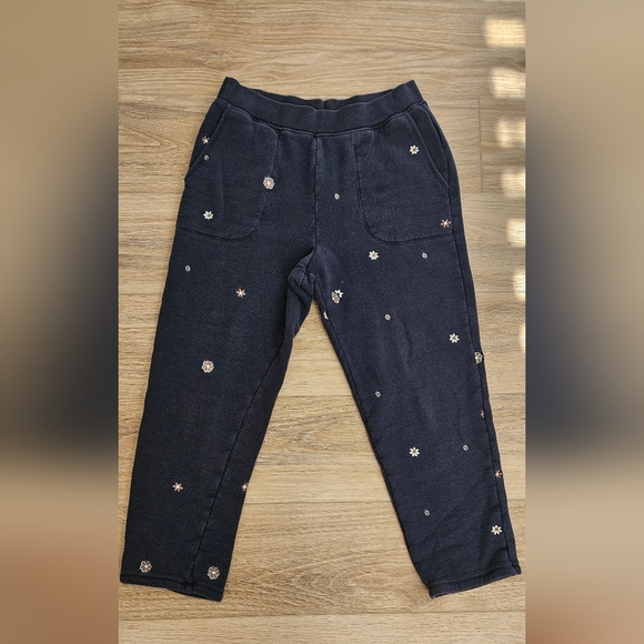 MWL Airyterry Floral Embroidered Tapered Sweatpants: Stitched-Pocket Edition M - Picture 9 of 10